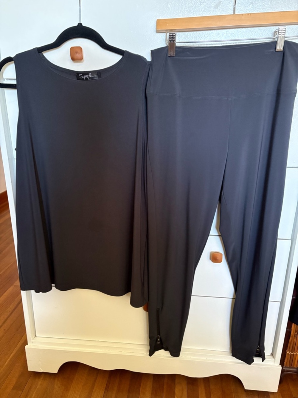Sympli Charcoal Black Sleeveless Swing Top & Ponte Leggings with Ankle Zips